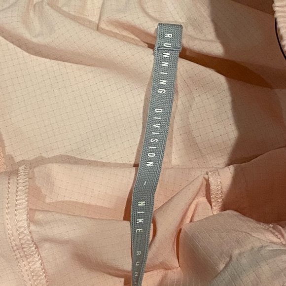 NEW🎉NIKE WOMENS ATHLETIC SHORTS IN BABY PINK - Picture 9 of 10